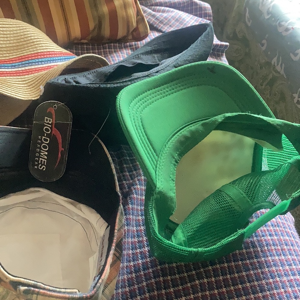 Hat bundle 5 total - Picture 5 of 5